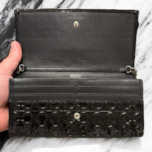 COACH Julia Charcoal Patent Leather Wallet Chain - Picture 6 of 7